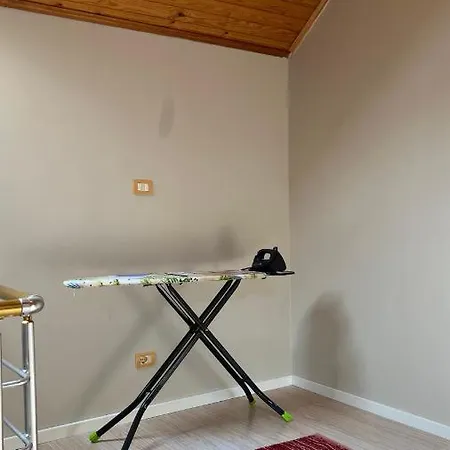 Ora Apartment *
